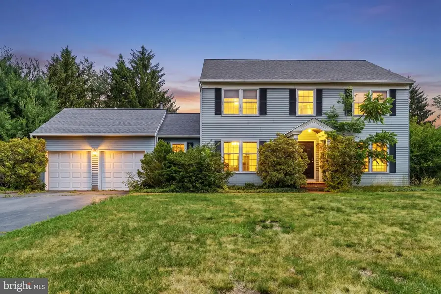 6 Abby Dr, Lawrence, NJ 08648 - #2