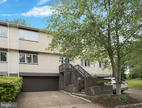 19 Exeter Ct, PRINCETON, NJ 08540