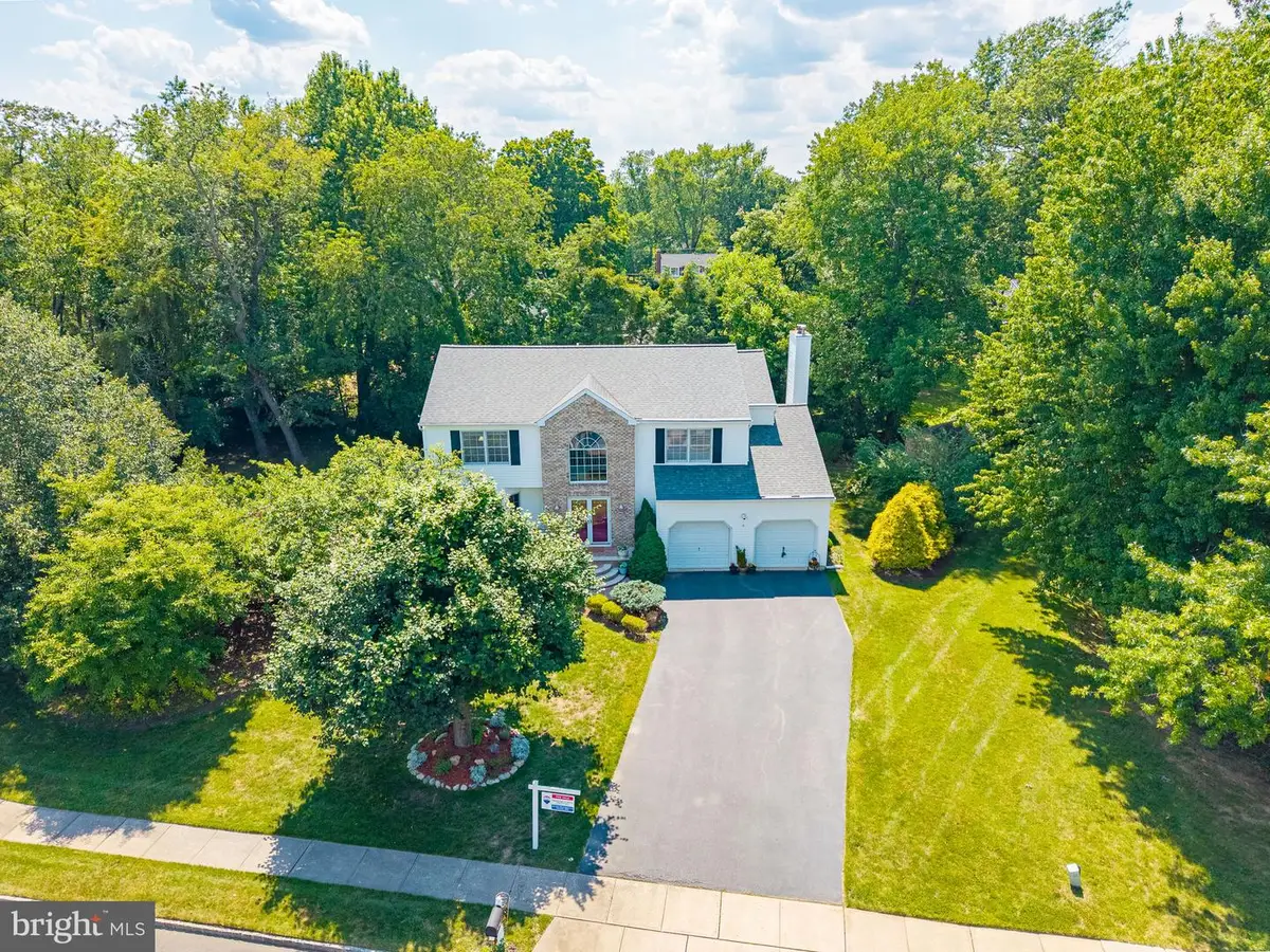 18 Loveland Ct, East Windsor, NJ 08512 - #1