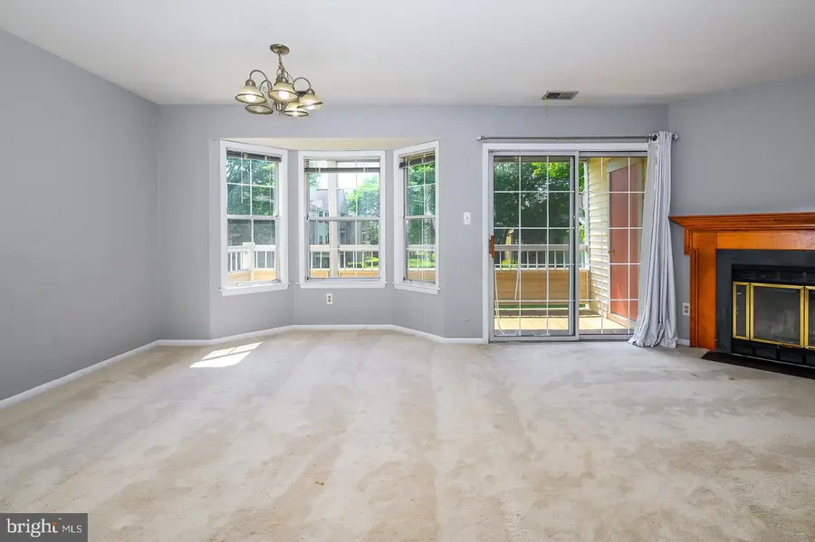 104 Heritage Blvd #6, Princeton, NJ 08540 - #3