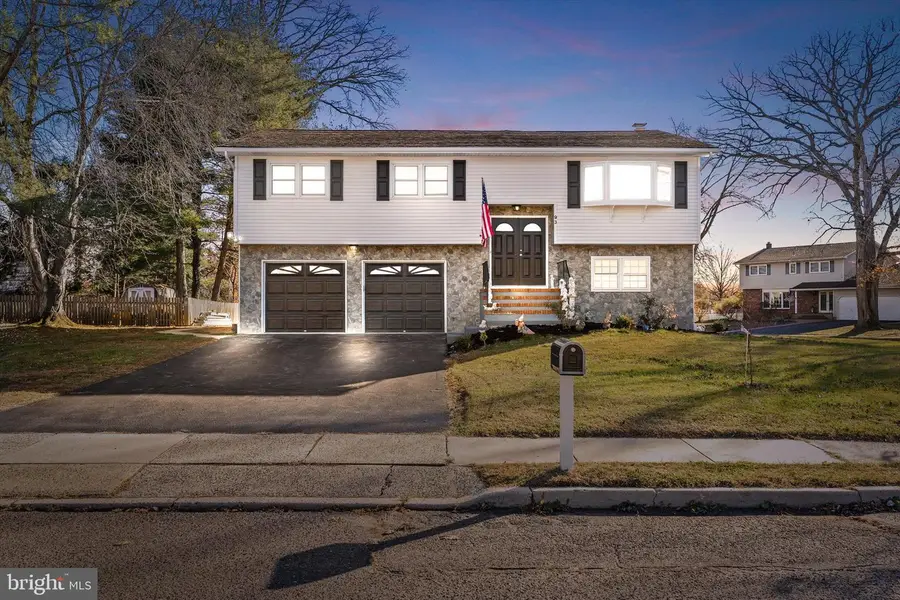 93 Tudor Dr, Hamilton, NJ 08690 - #3