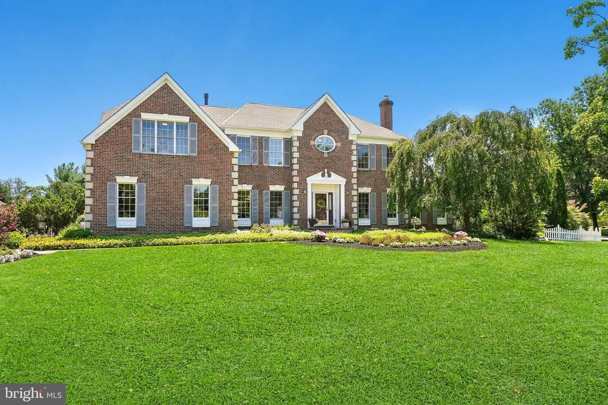 2 Norfolk Ct, Princeton Junction, NJ 08550 - #1