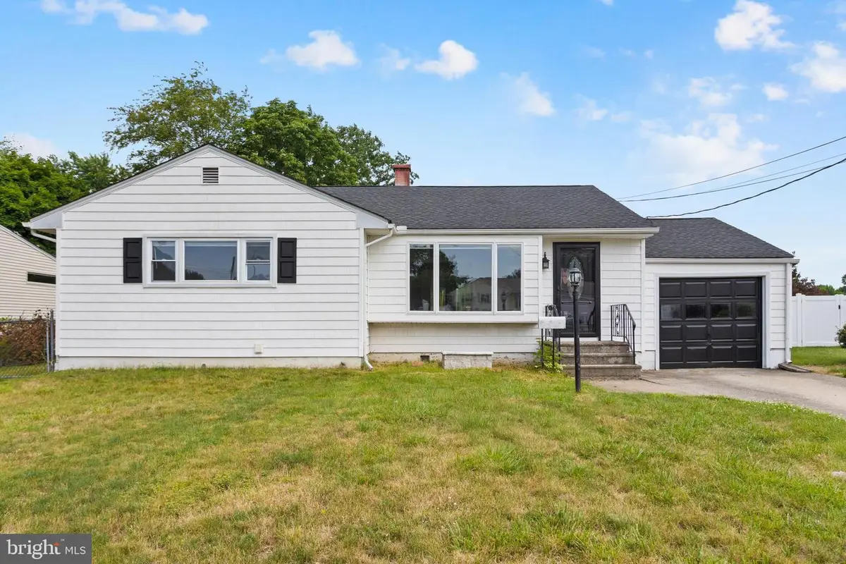 60 Sherbrooke Rd, Ewing, NJ 08638 - #1