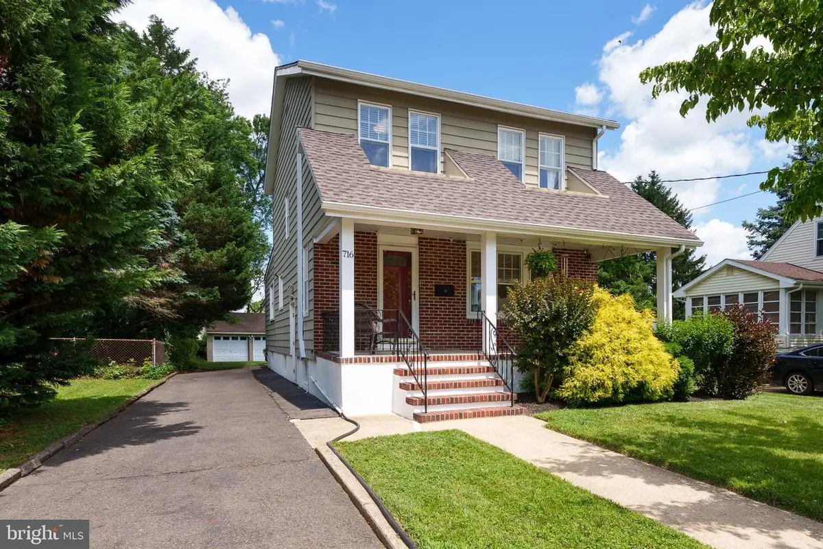 716 Valley Forge Ave, Lawrence, NJ 08648 - #1
