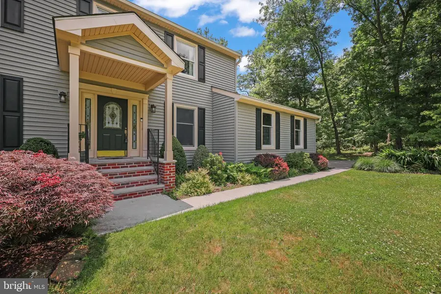 13 Coventry Ln, Hopewell, NJ 08525 - #3