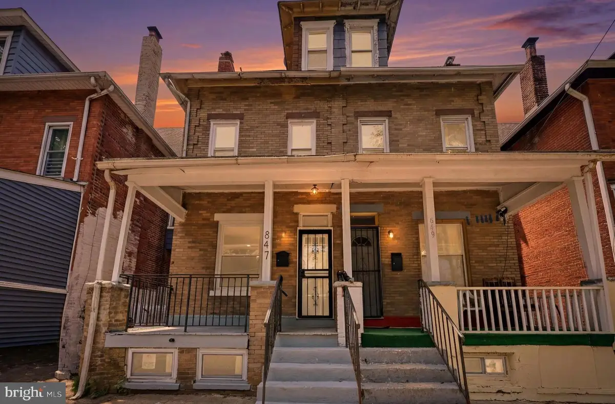 847 Stuyvesant Ave, Trenton, NJ 08618 - #1