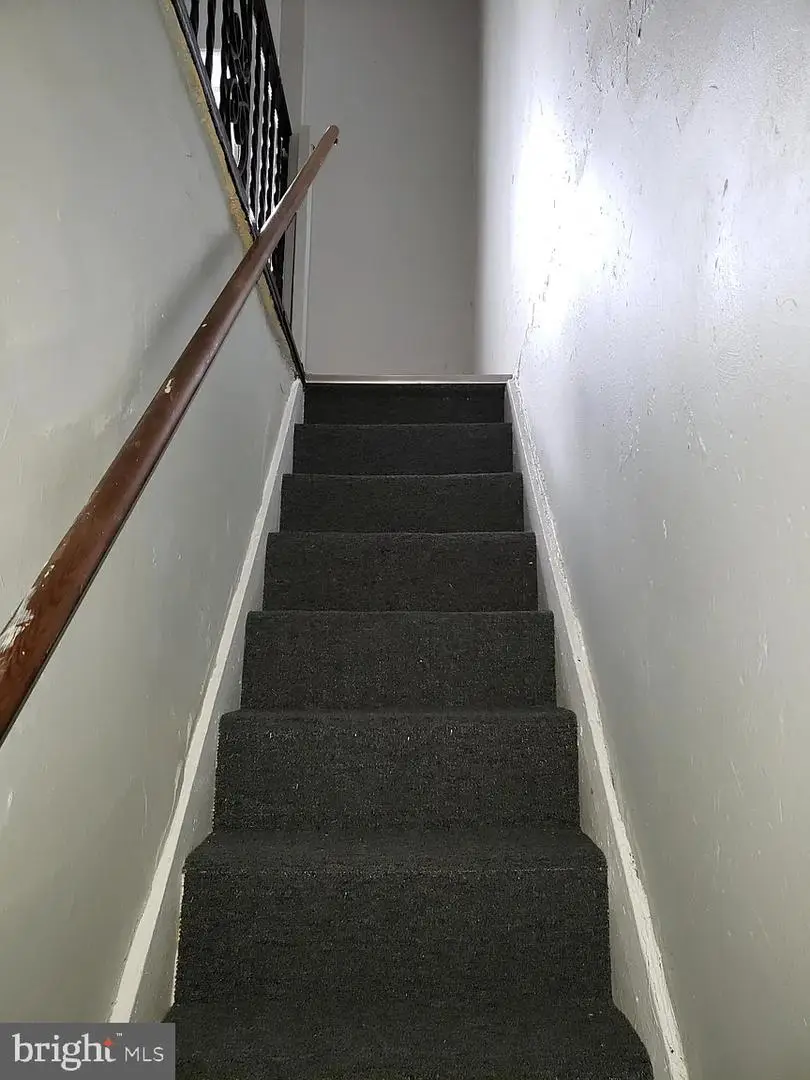 30 Montgomery Pl, Trenton, NJ 08618 - #2