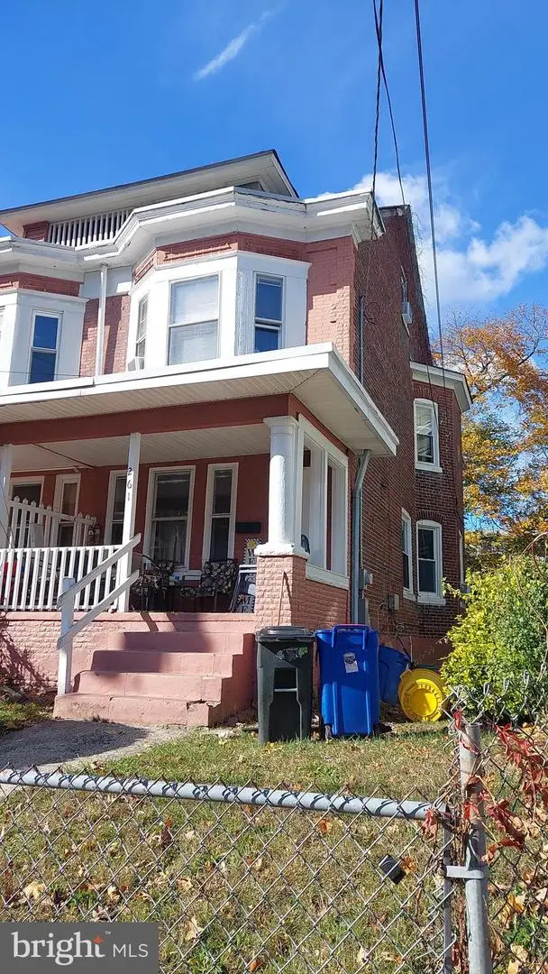 261 Highland Ave, Trenton, NJ 08618 - #1