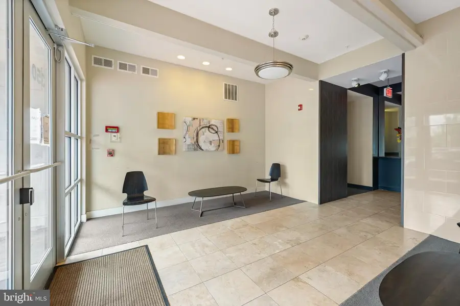 350 S Broad St #305, Trenton, NJ 08608 - #2