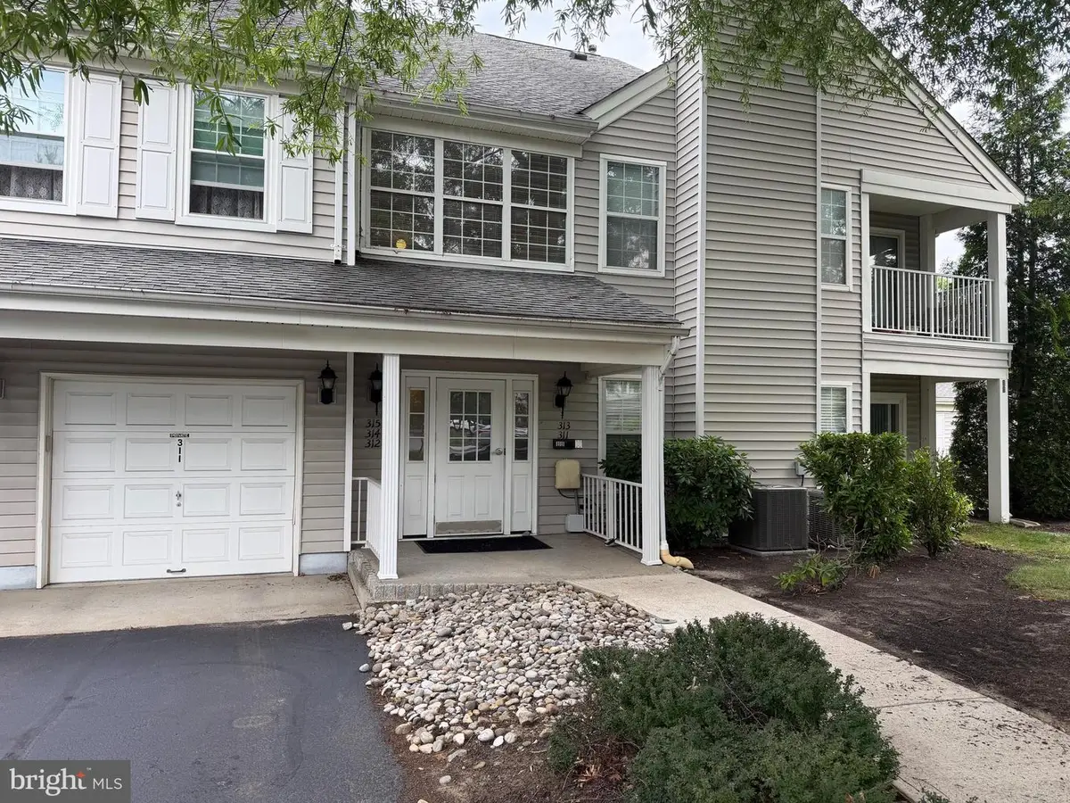311 American Eagle Ct, Trenton, NJ 08648 - #1