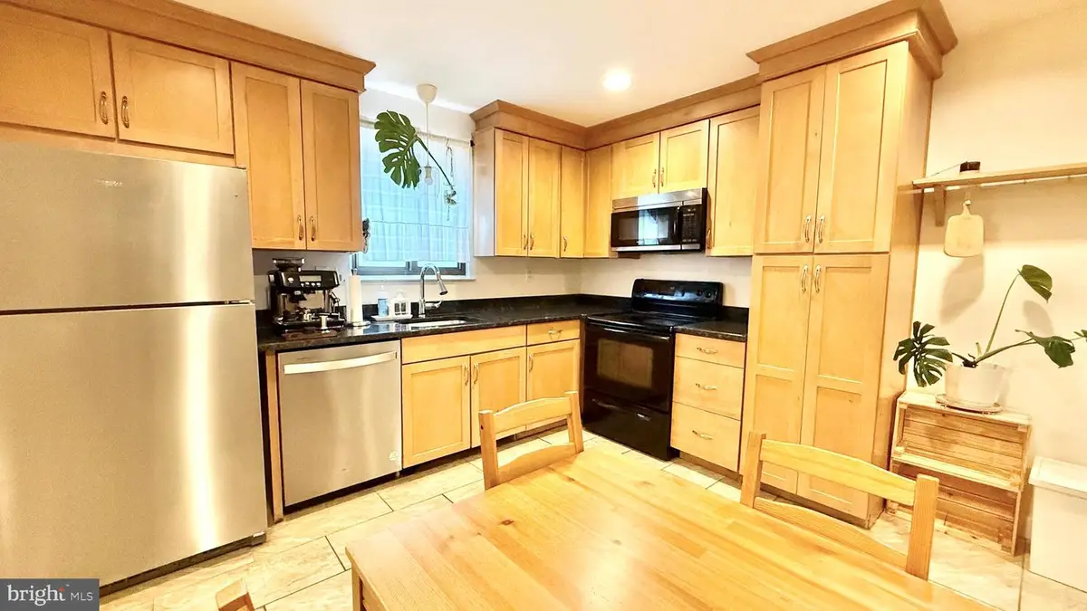 415 Meadow Woods Ln, Lawrenceville, NJ 08648 - #1