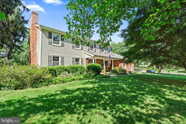14 Springwood Dr, LAWRENCEVILLE, NJ 08648
