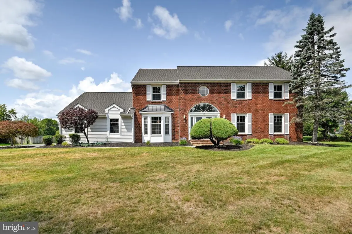 17 Findley Ln, West Windsor, NJ 08550 - #1