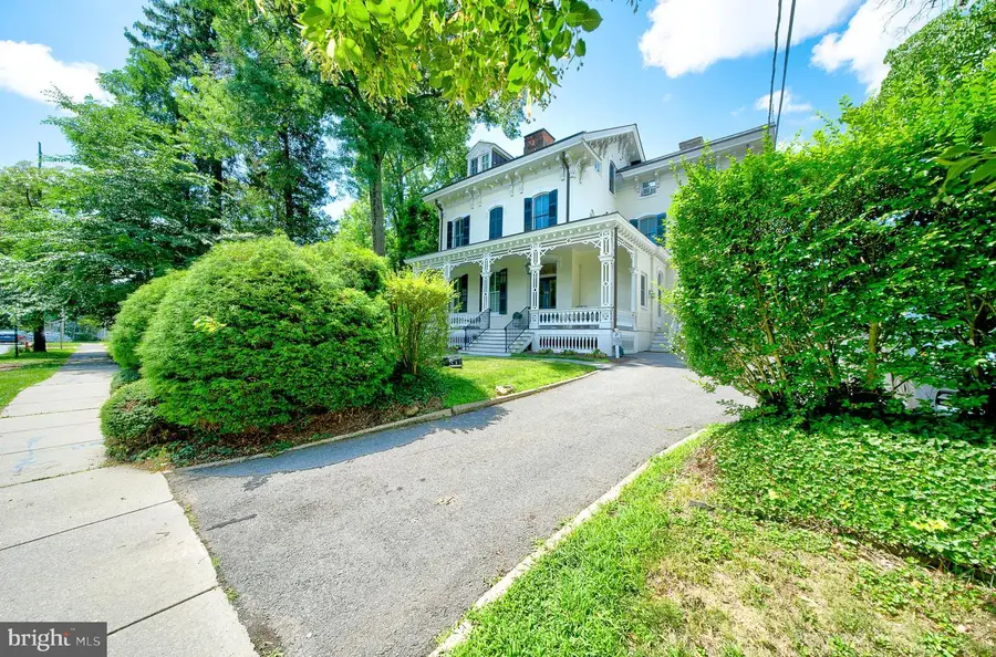 10 Bayard Ln #6, Princeton, NJ 08540 - #3