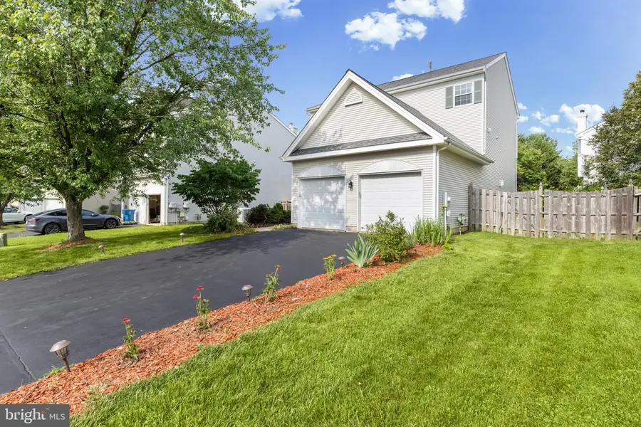 4 Bonner Ct, Pennington, NJ 08534 - #2