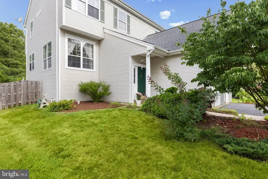 4 Bonner Ct, Pennington, NJ 08534 - #3