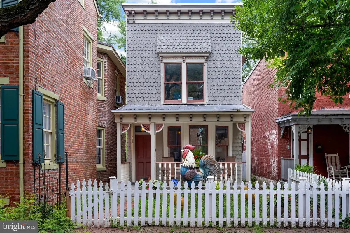 228 Jackson St, Trenton, NJ 08611 - #1