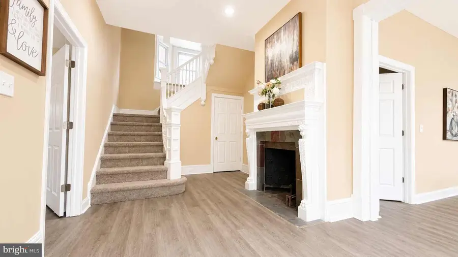 292 Spring St, Trenton, NJ 08618 - #2