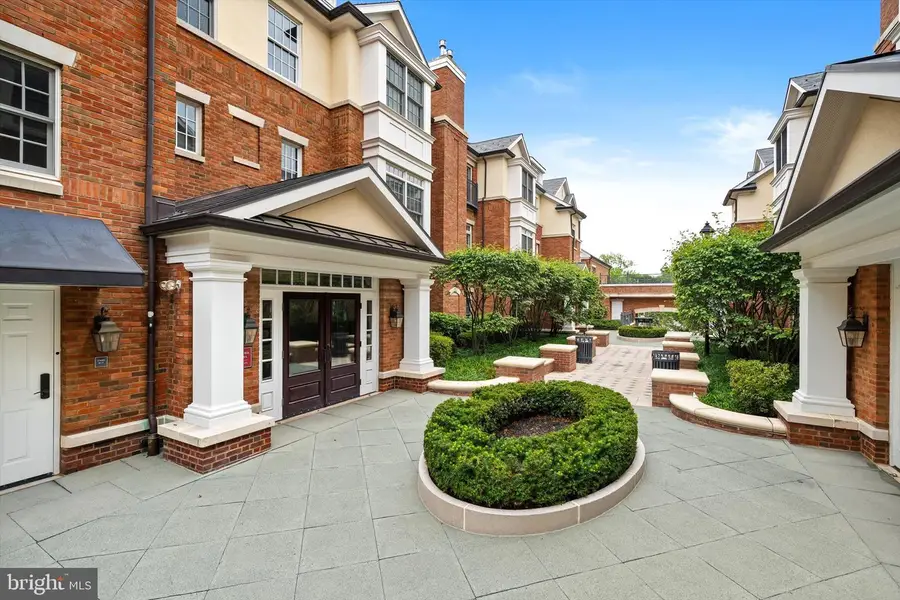 132 Victoria Mews, Princeton, NJ 08542 - #3