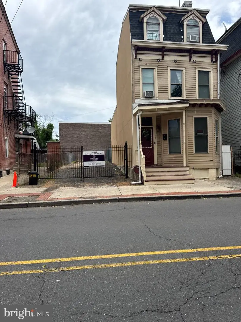 230 S Clinton Ave, Trenton, NJ 08609 - #1