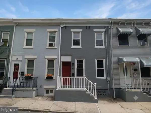 42 Oak St, TRENTON, NJ 08638