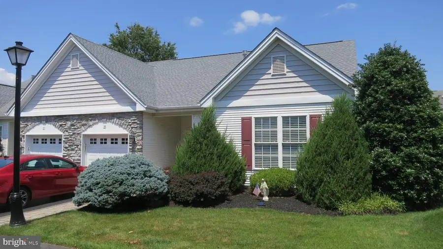 25 Chickadee Way, Hamilton, NJ 08690 - #2