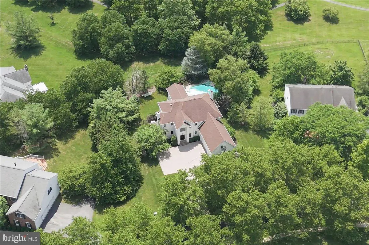 157 Christopher Dr, Princeton, NJ 08540 - #1