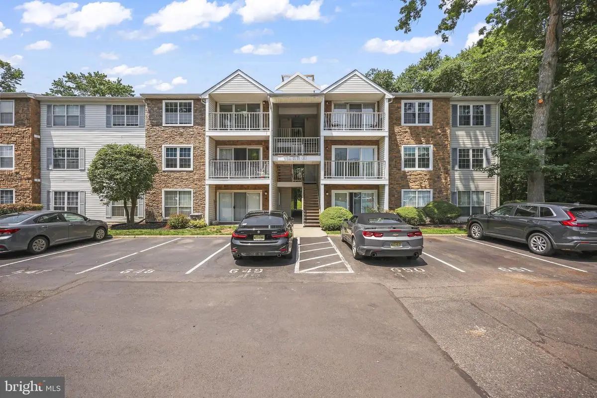 27 Juniper Way, Hamilton, NJ 08619 - #1