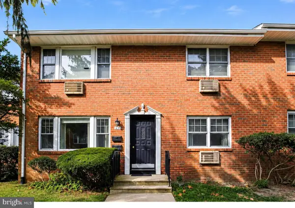 111 The Orchards #e, EAST WINDSOR, NJ 08512