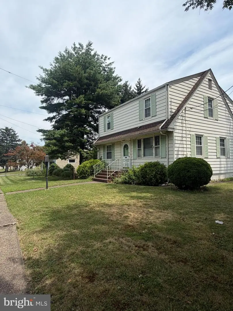 3102 Nottingham Way, Hamilton, NJ 08619 - #1