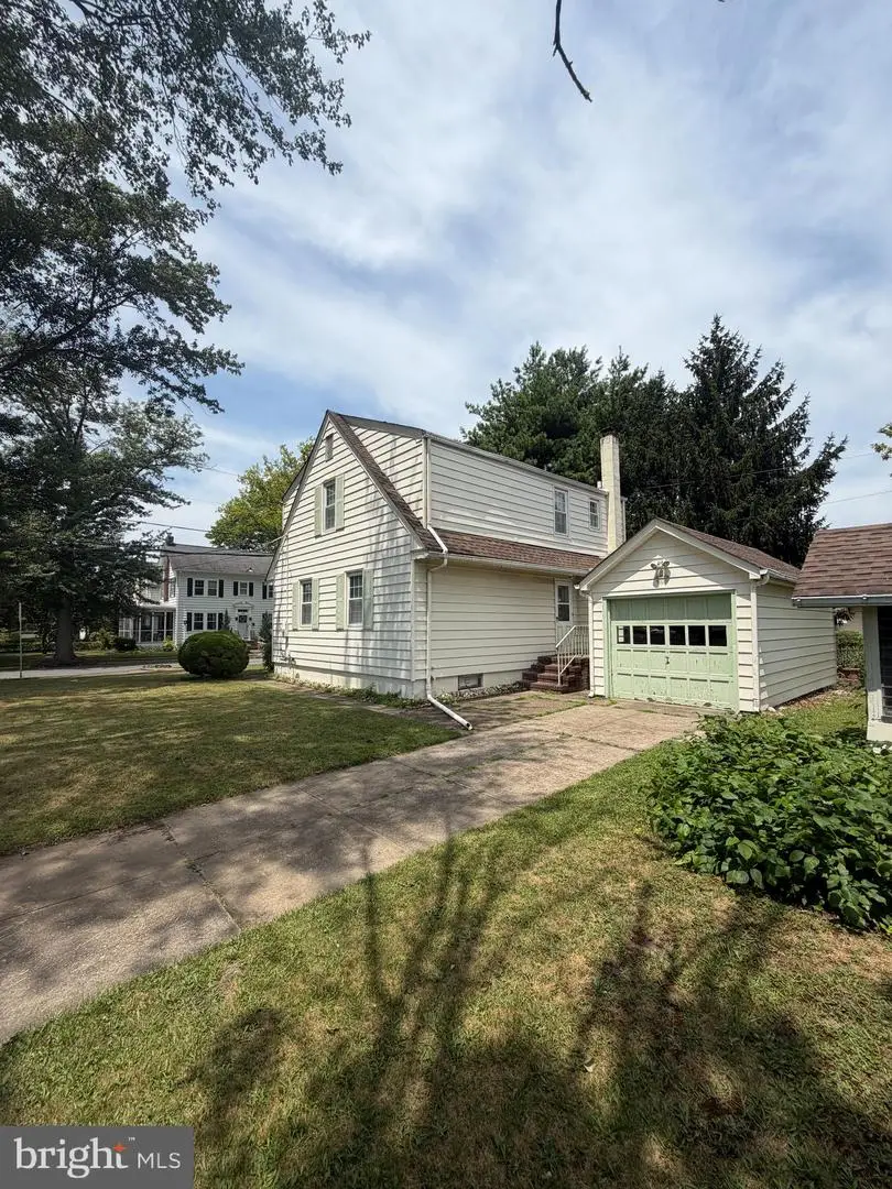 3102 Nottingham Way, Hamilton, NJ 08619 - #3