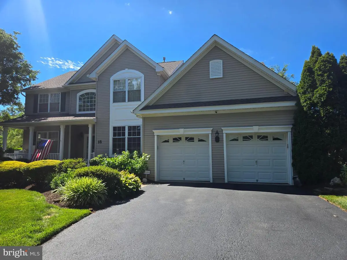 18 Lockewood Ln, East Windsor, NJ 08520 - #1