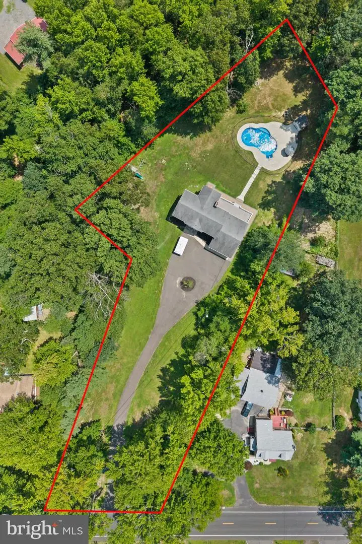 114 Robbinsville-edinburg Rd, Robbinsville, NJ 08691 - #2