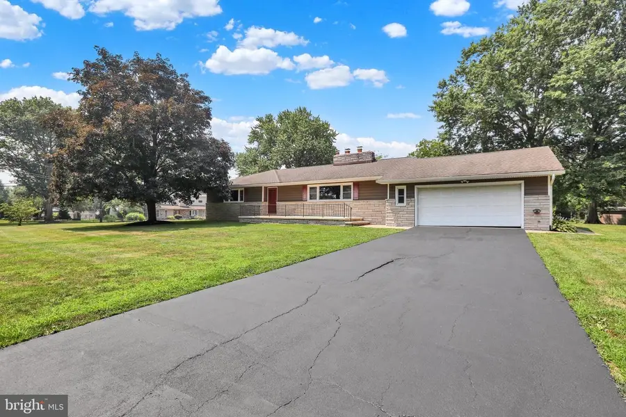 3 Woodcliffe Dr, Trenton, NJ 08690 - #2