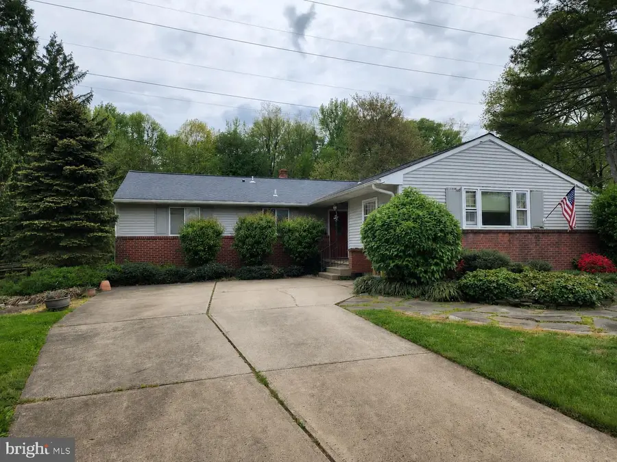 29 Vanderveer Dr, Lawrenceville, NJ 08648 - #2
