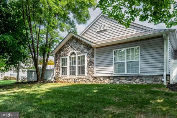 133 Traditions Way, LAWRENCE TOWNSHIP, NJ 08648
