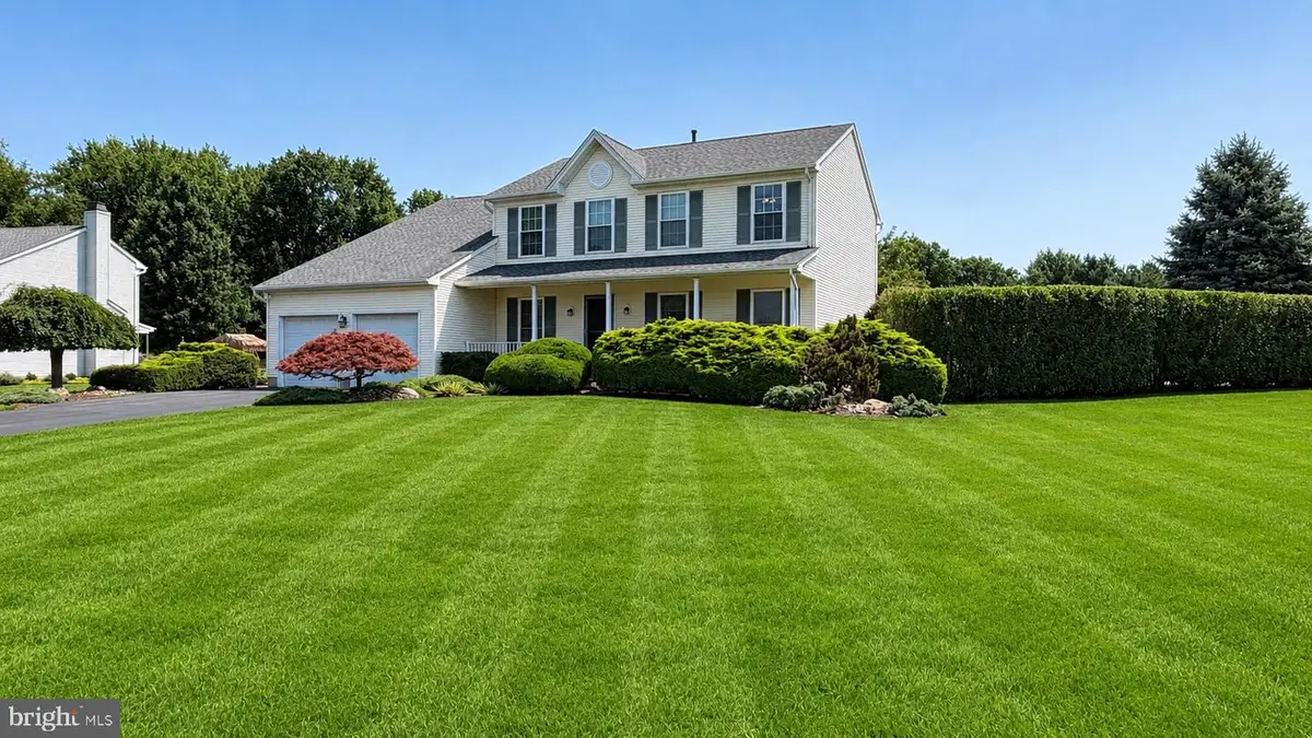 4 Acacia Ave, Robbinsville, NJ 08691 - #1