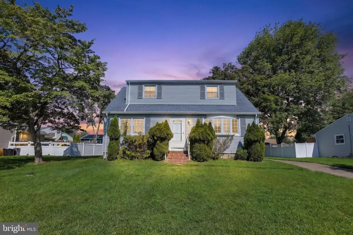 16 Running Brook Rd, Ewing, NJ 08638 - #1