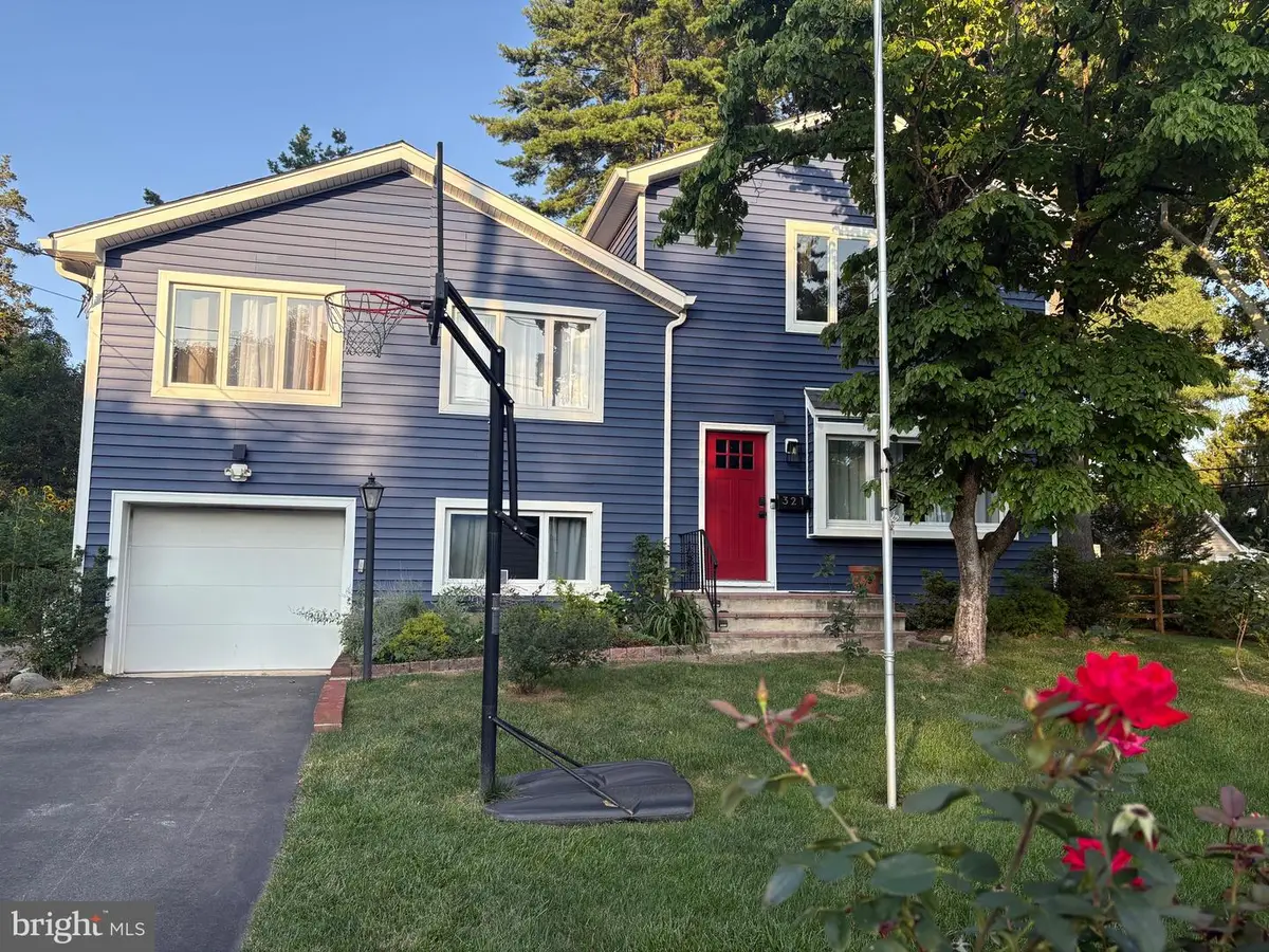 321 Walnut Ln, Princeton, NJ 08540 - #1