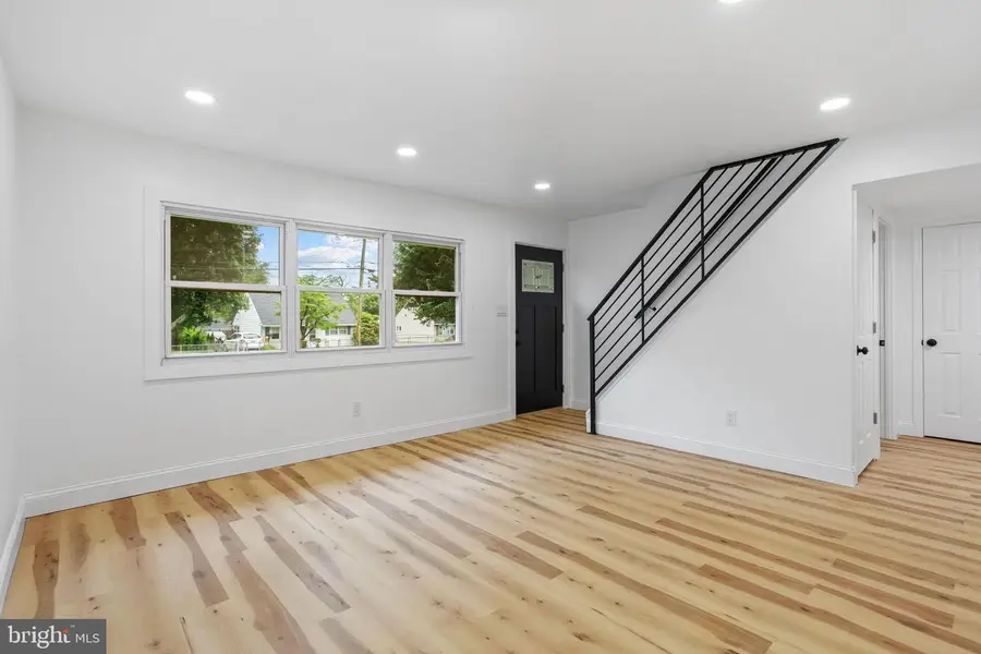 49 Farrell Ave, Ewing, NJ 08618 - #2