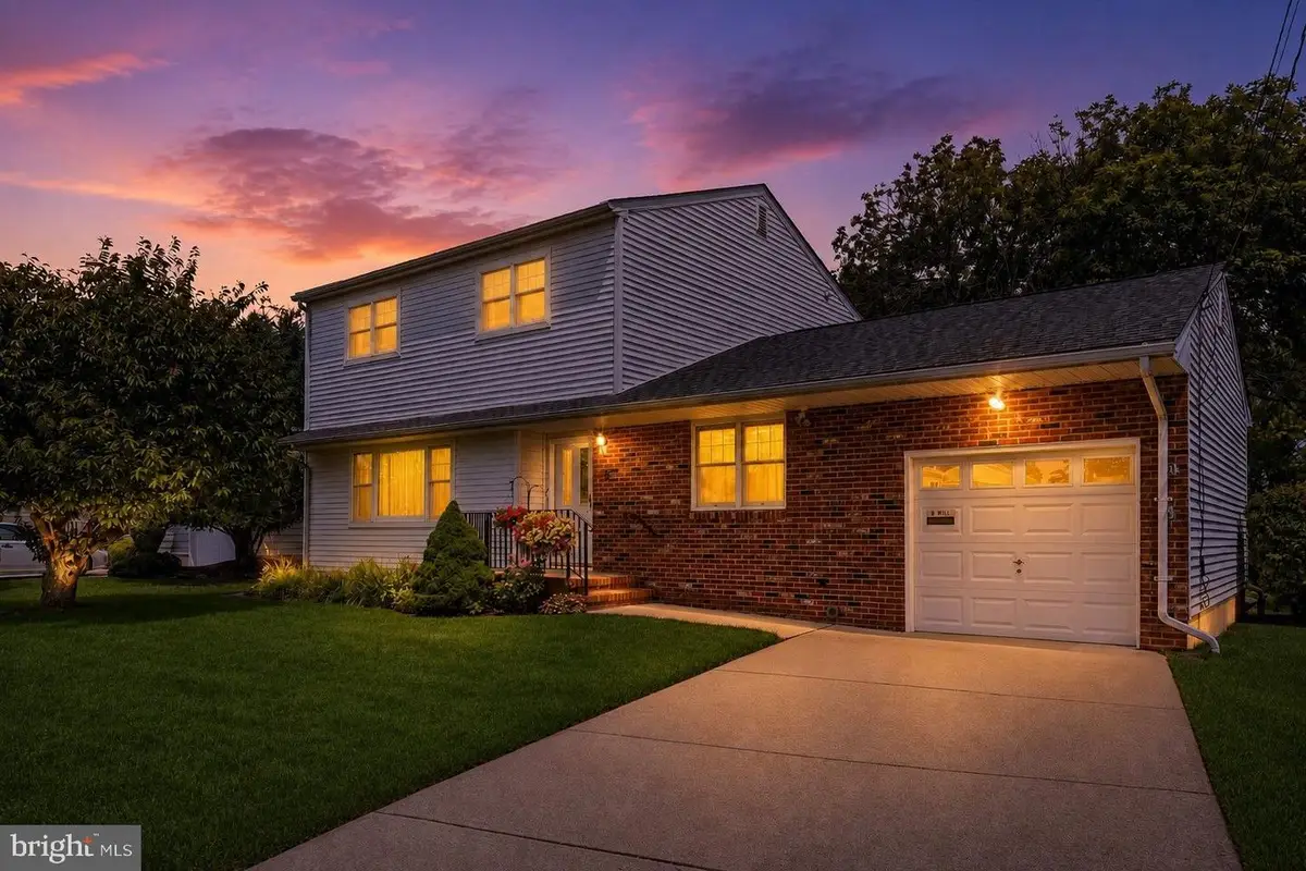 9 Ashford Dr, Hamilton, NJ 08610 - #1