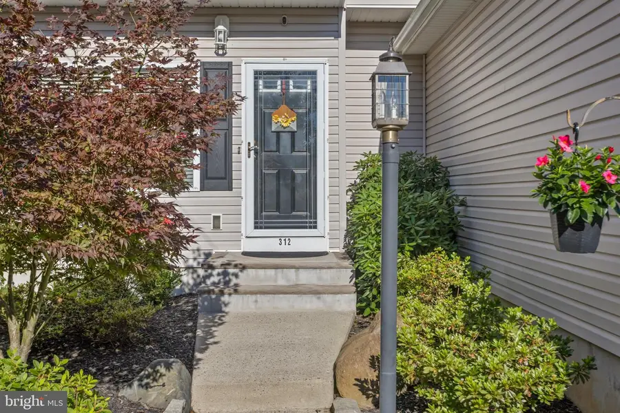 312 Sandalwood Ave, Hamilton, NJ 08619 - #3