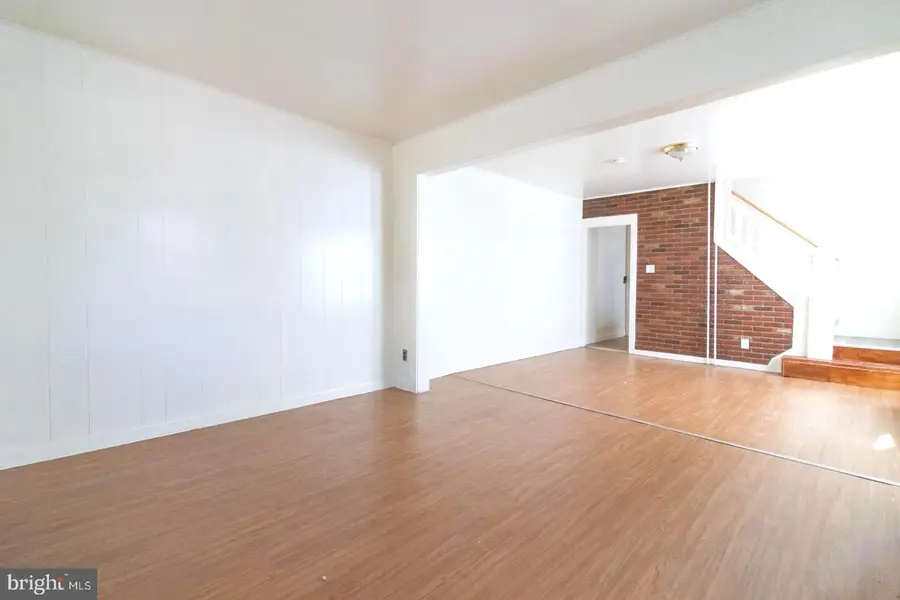 227 S Johnston Ave, Hamilton, NJ 08609 - #3