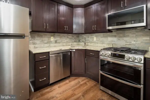 20 Chamberlin Ct, TRENTON, NJ 08648