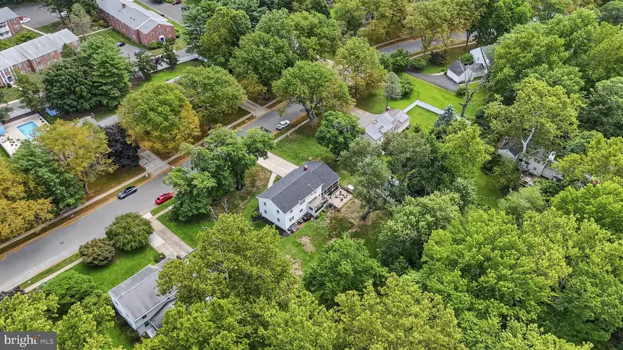 11 Riverview Dr, Ewing, NJ 08628 - #3