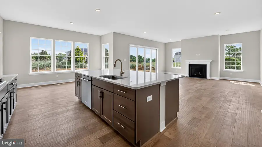 5 Meetinghouse Rd, Hamilton, NJ 08620 - #3