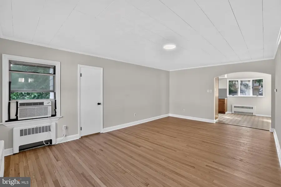 35 Beal St, Hamilton, NJ 08610 - #3