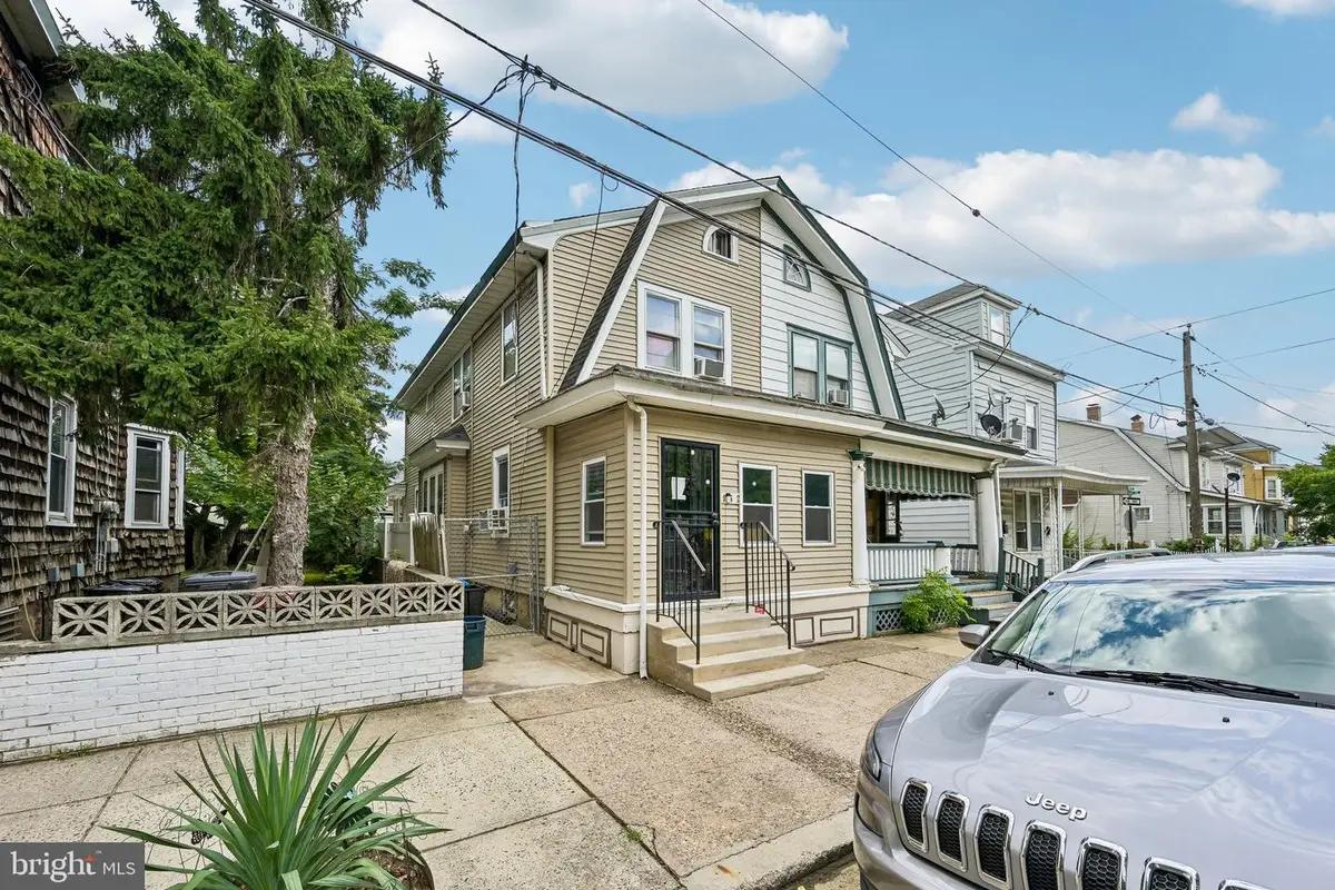 862 Fairmount Ave, Trenton, NJ 08629 - #1
