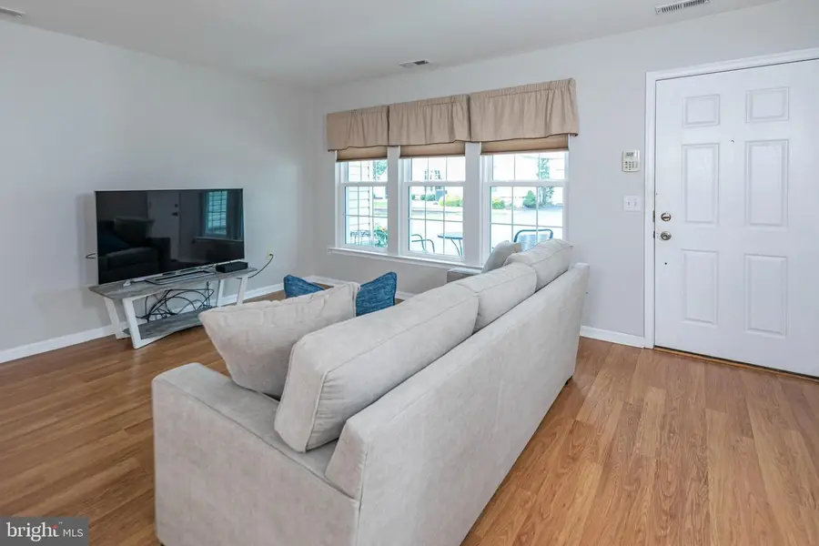 34 Traditions Way, Lawrence, NJ 08648 - #2