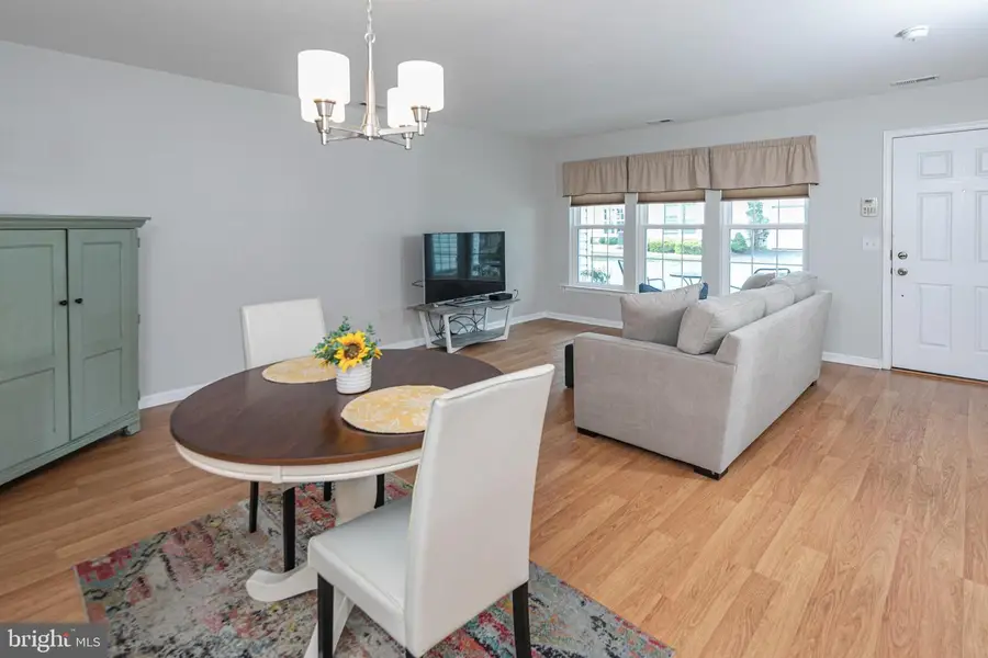 34 Traditions Way, Lawrence, NJ 08648 - #3
